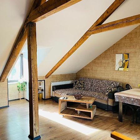 Beautiful Apartment On Atoneli Tbilisi Exteriör bild