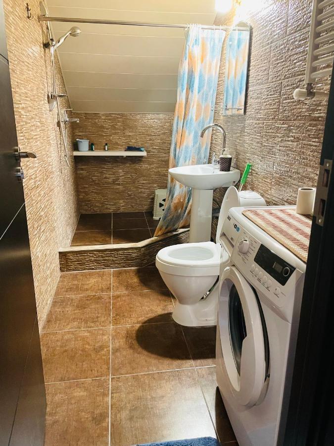 Beautiful Apartment On Atoneli Tbilisi Exteriör bild